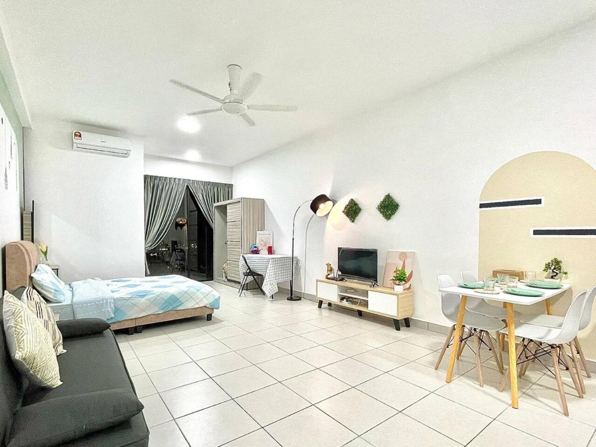 Netizen Near Mrt 2-3Pax Cozy Stay Cheras Exterior foto