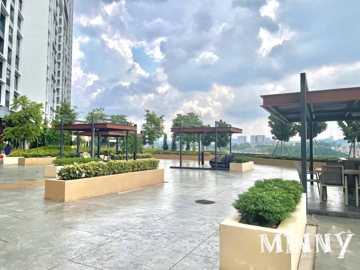 Netizen Near Mrt 2-3Pax Cozy Stay Cheras Exterior foto