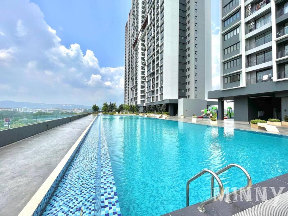 Netizen Near Mrt 2-3Pax Cozy Stay Cheras Exterior foto